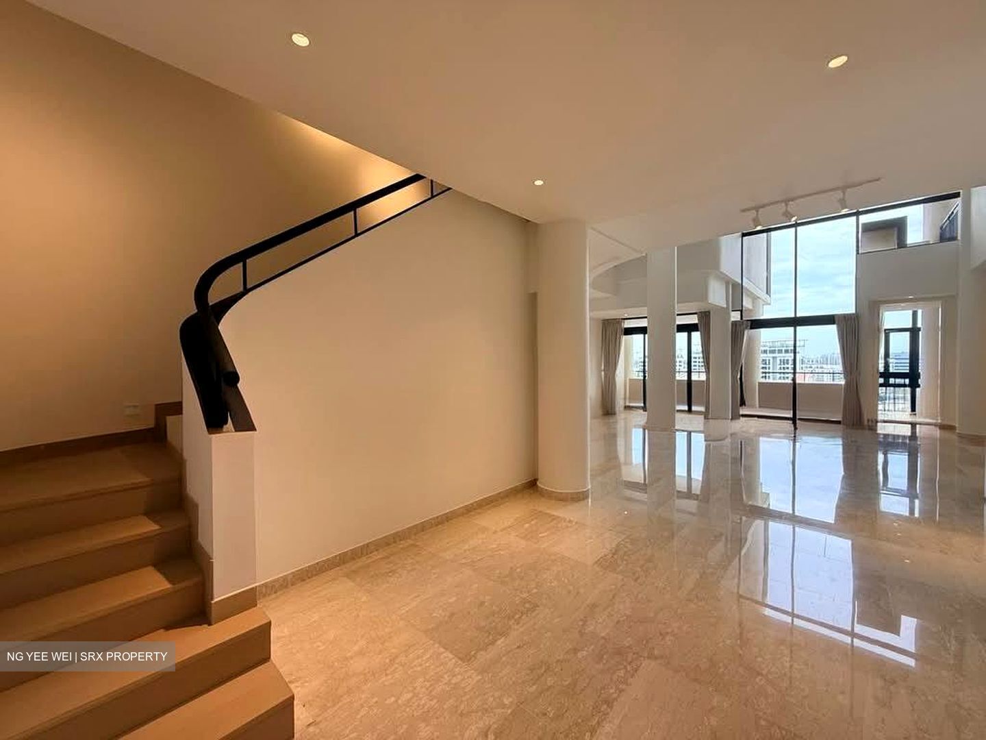 The Colonnade (D10), Condominium #594179161